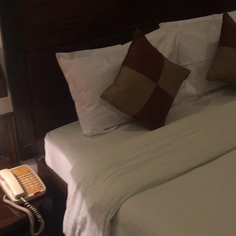 Lytton Hotel - Traveller Photo