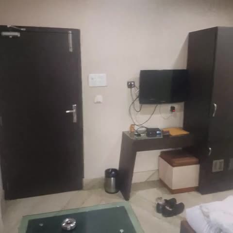 Hotel Welcome Palace - Traveller Photo