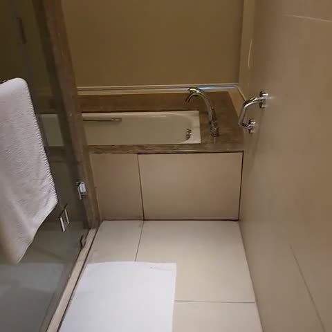 Crowne Plaza Ahmedabad City Centre - Traveller Photo