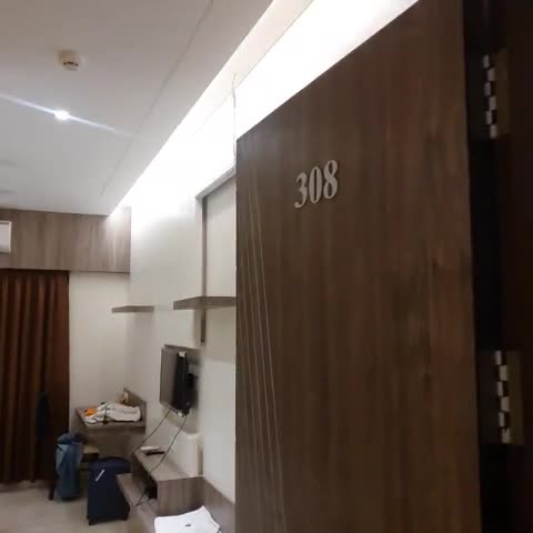 Hotel Dwarka Grand - Traveller Photo