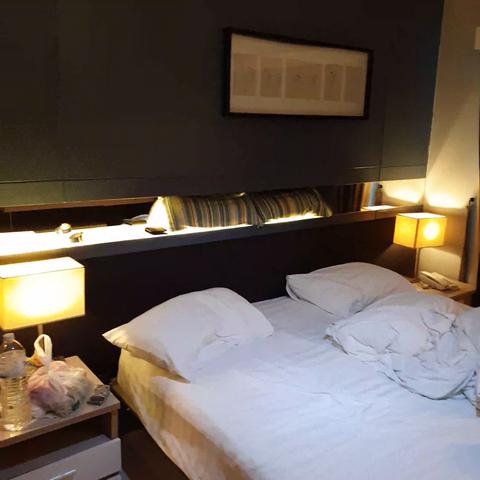 Hotel Amber Sukhumvit 85 - Traveller Photo