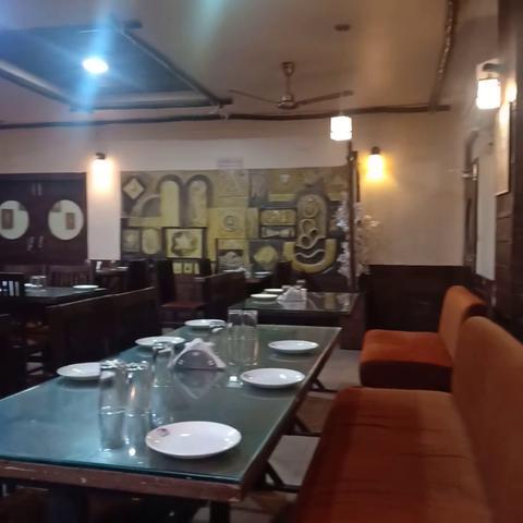 HOTEL GANAPATHI - Traveller Photo