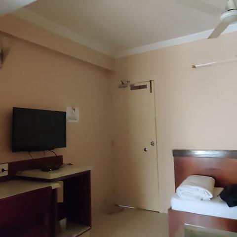 Jain's Hotel Rajhans - Traveller Photo