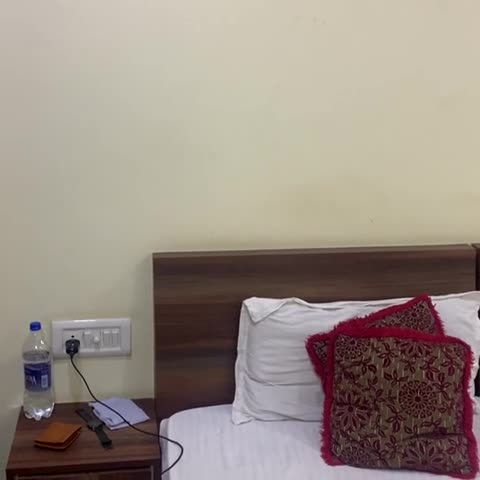 KANAKSHRI HOTEL - Traveller Photo