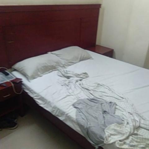 Kuber Inn Loop Street - Traveller Photo