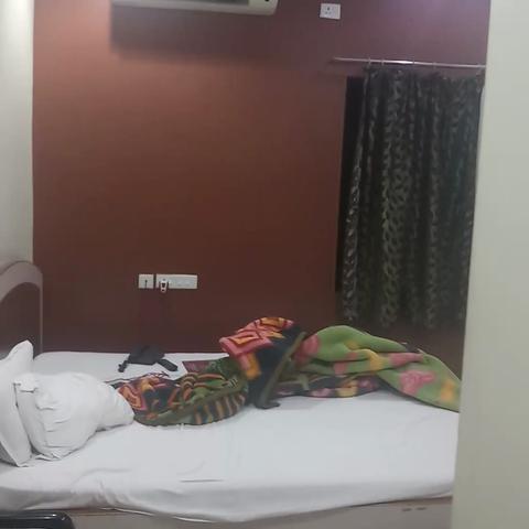 HOTEL SHYAMA REGENCY - Traveller Photo