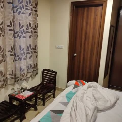Red Stone Hotel - Traveller Photo