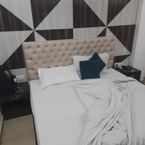 Hotel SPB 87 near Karol Bagh Metro Station - Traveller Photo