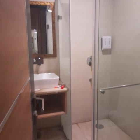 Solitaire Hotel - Traveller Photo