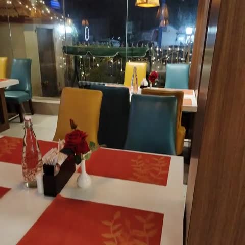 Royal Sea View - Traveller Photo