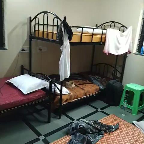 EMPIRE GUEST HOUSE - Traveller Photo