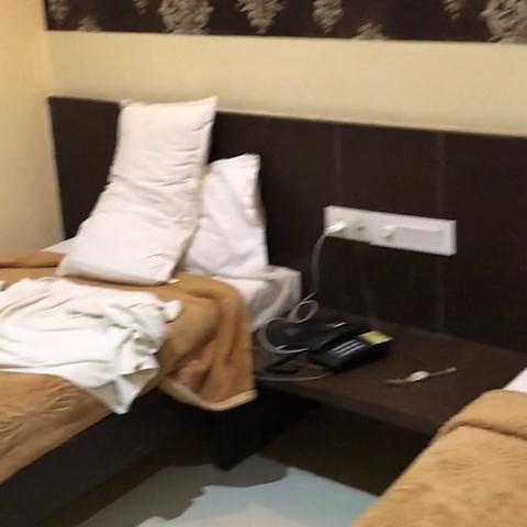 HOTEL GALAXY - Traveller Photo