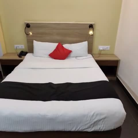 Hotel Gulmohar Grand - Traveller Photo