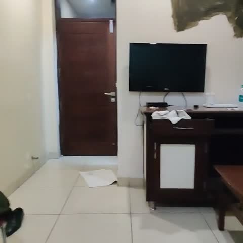 Leela Residency - Traveller Photo
