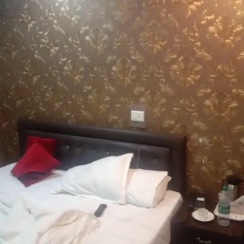 Hotel Sarna - Traveller Photo