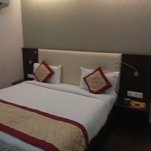 Sandstone Inn  - Traveller Photo