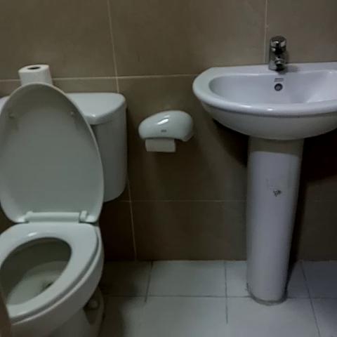 RedDoorz near Walking Street Angeles City - Traveller Photo