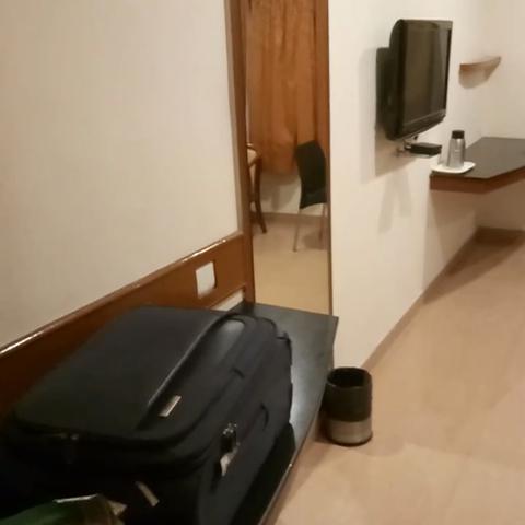 Hotel Weshtern Park - Traveller Photo