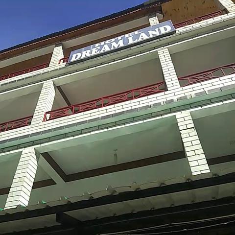 Hotel Dream Land - River Side - Traveller Photo