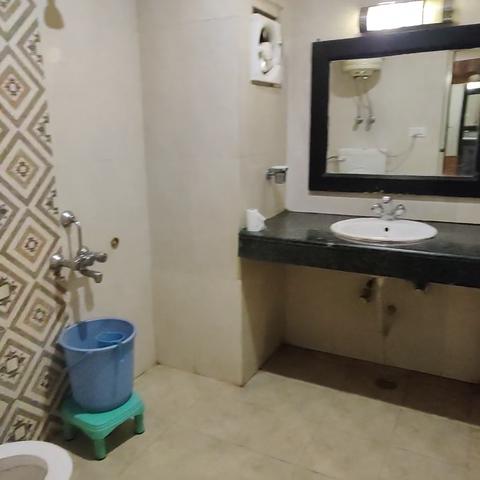 Hotel New Paramount - Traveller Photo