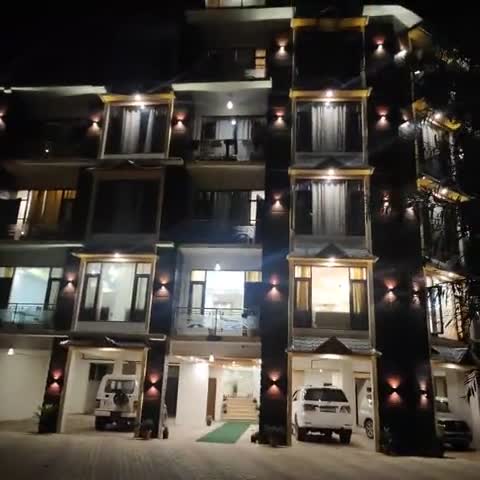 DLS La serene Valley - Traveller Photo