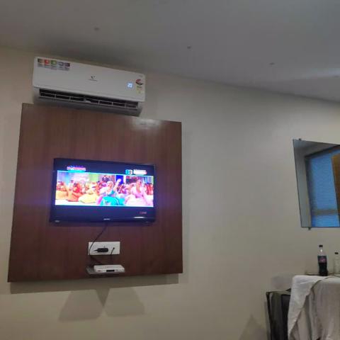 Hotel Airside - Traveller Photo