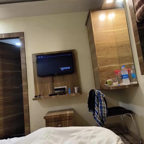 Hotel Benzy Palace - Traveller Photo