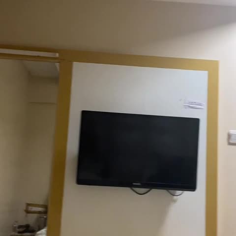 Super Collection O Andheri West Near KokilaBen Hospital - Traveller Photo