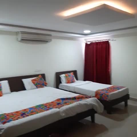 Kumars The White House Hotel and Restaurants - Traveller Photo
