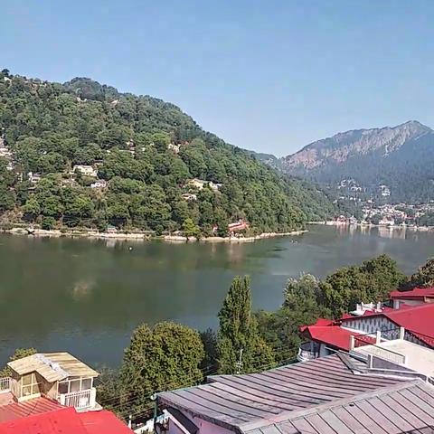 Hotel Lake View - Traveller Photo