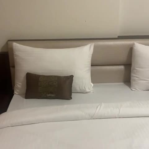 Hotel Seven Sky - Traveller Photo