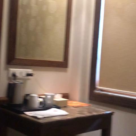 Abbott Hotel - Traveller Photo