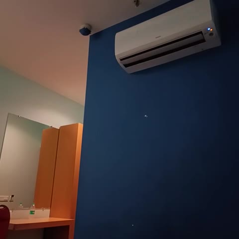 Super Townhouse PBG Mall Vashi - Traveller Photo