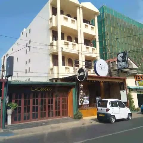 C Negombo - Traveller Photo