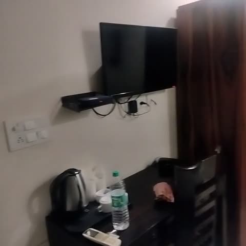 Treebo Modern Stays - Traveller Photo