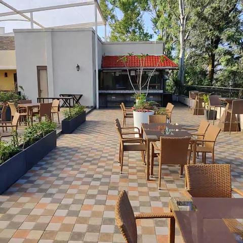 The Summer House, Pachmarhi - AM Hotel Kollection - Traveller Photo