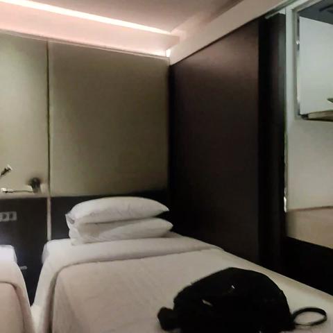 Iris Residence - Traveller Photo