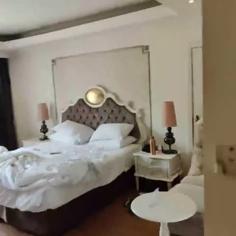 LK Miracle Suite Hotel Pattaya - Traveller Photo