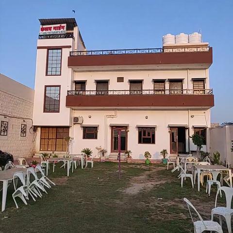 KESHAV GARDEN HOTEL - Traveller Photo