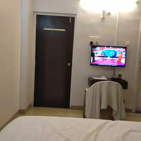 Hotel O The Royal Samrat - Traveller Photo