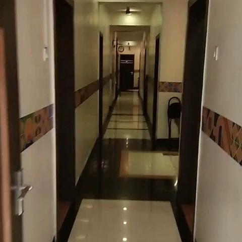 Hotel O Everest Inn Hotel - Traveller Photo