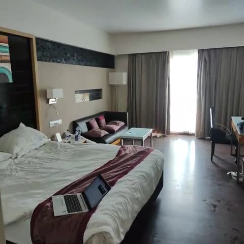Hotel Shelton - Traveller Photo