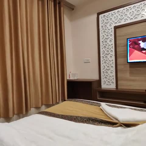 Hotel The Grand by Nexottel - Traveller Photo