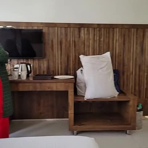 HOTEL DWARKA PARK - Traveller Photo