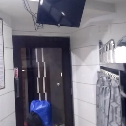 Hotel White Rose & Dormitory - Traveller Photo