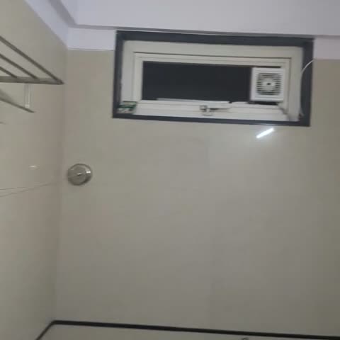 Hotel Executive - Traveller Photo
