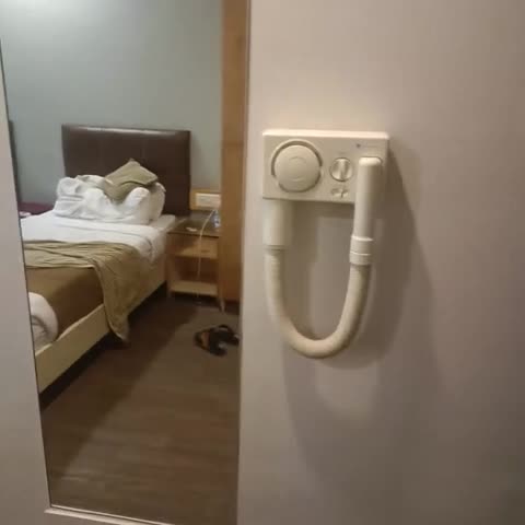 Hotel The Excellency - Traveller Photo