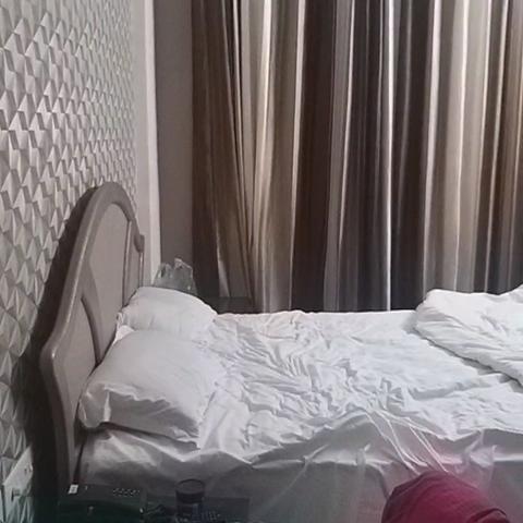Hotel Falcon - Traveller Photo