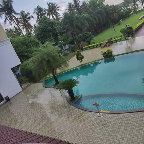 Hotel Lake Palace - Traveller Photo