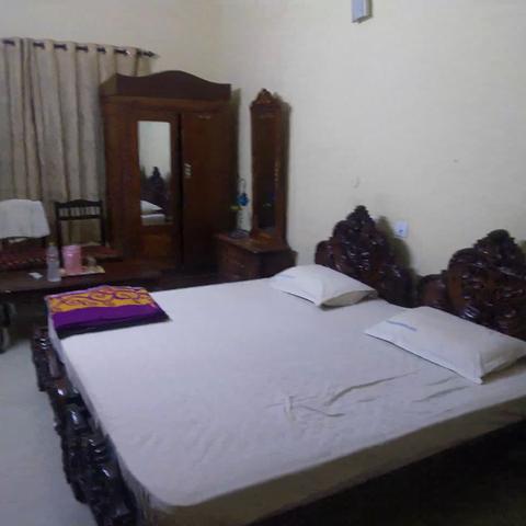 Pathans Residential Hotel - Traveller Photo